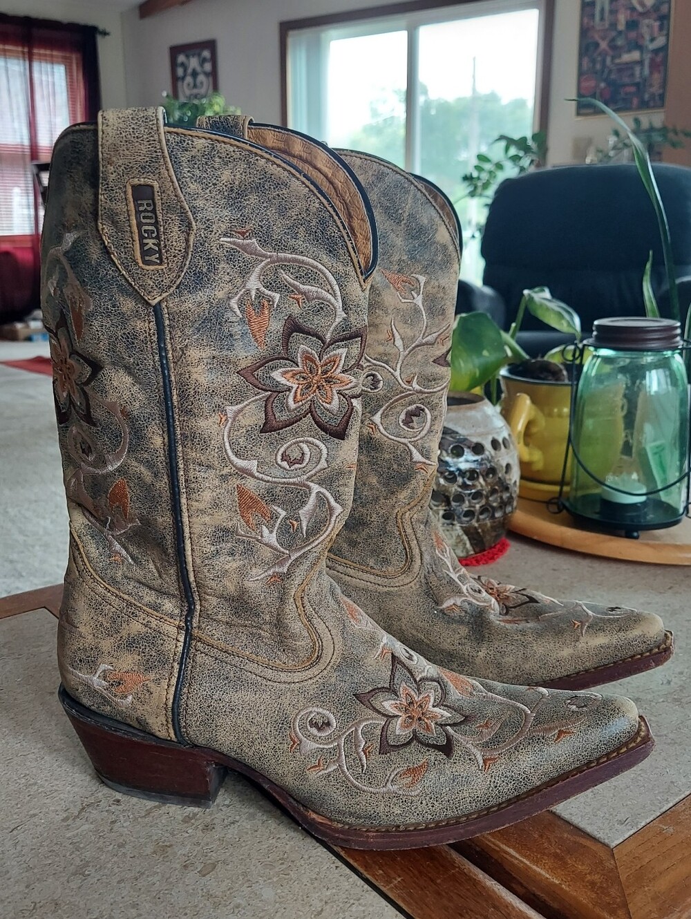 Rocky Women's Tan Distressed Floral Embroidered Western Boots Size 10M